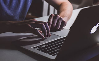 开云官方网站-球队比拼：哪些球队将成为季后赛最大黑马？，季后赛球员排名