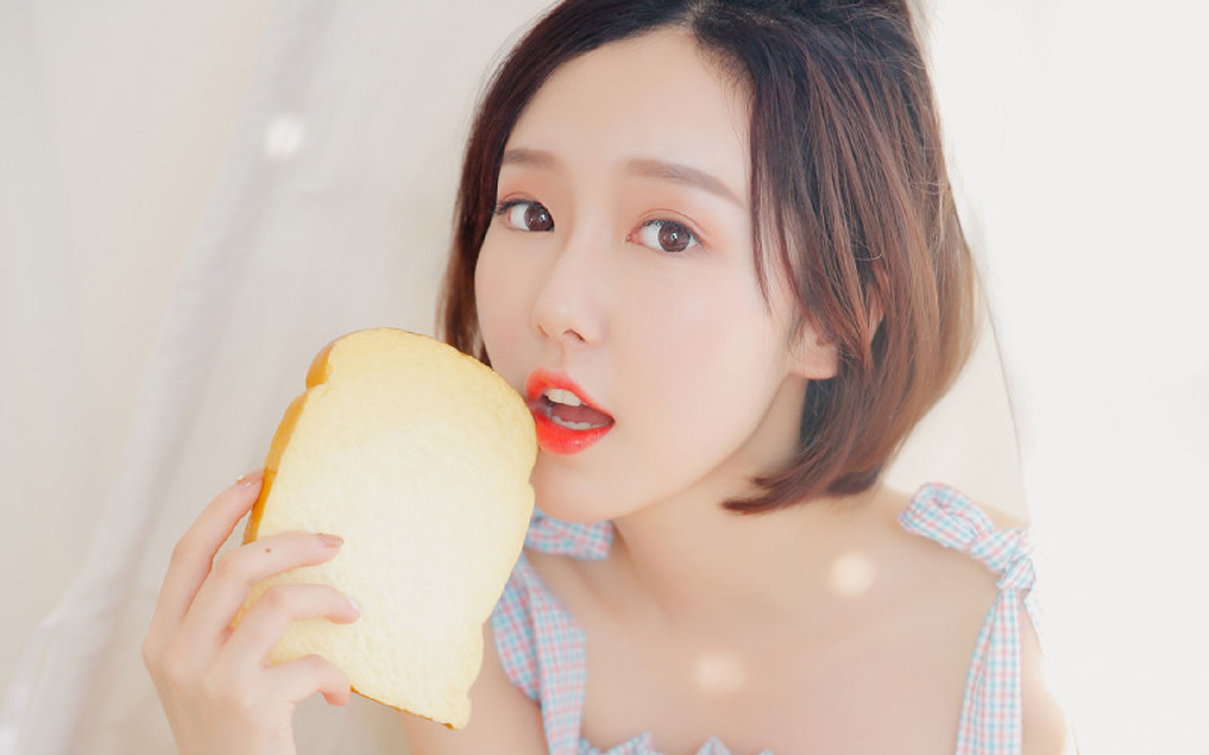 _水中的极速竞逐：水上飞人表演_，水上飞人比赛视频