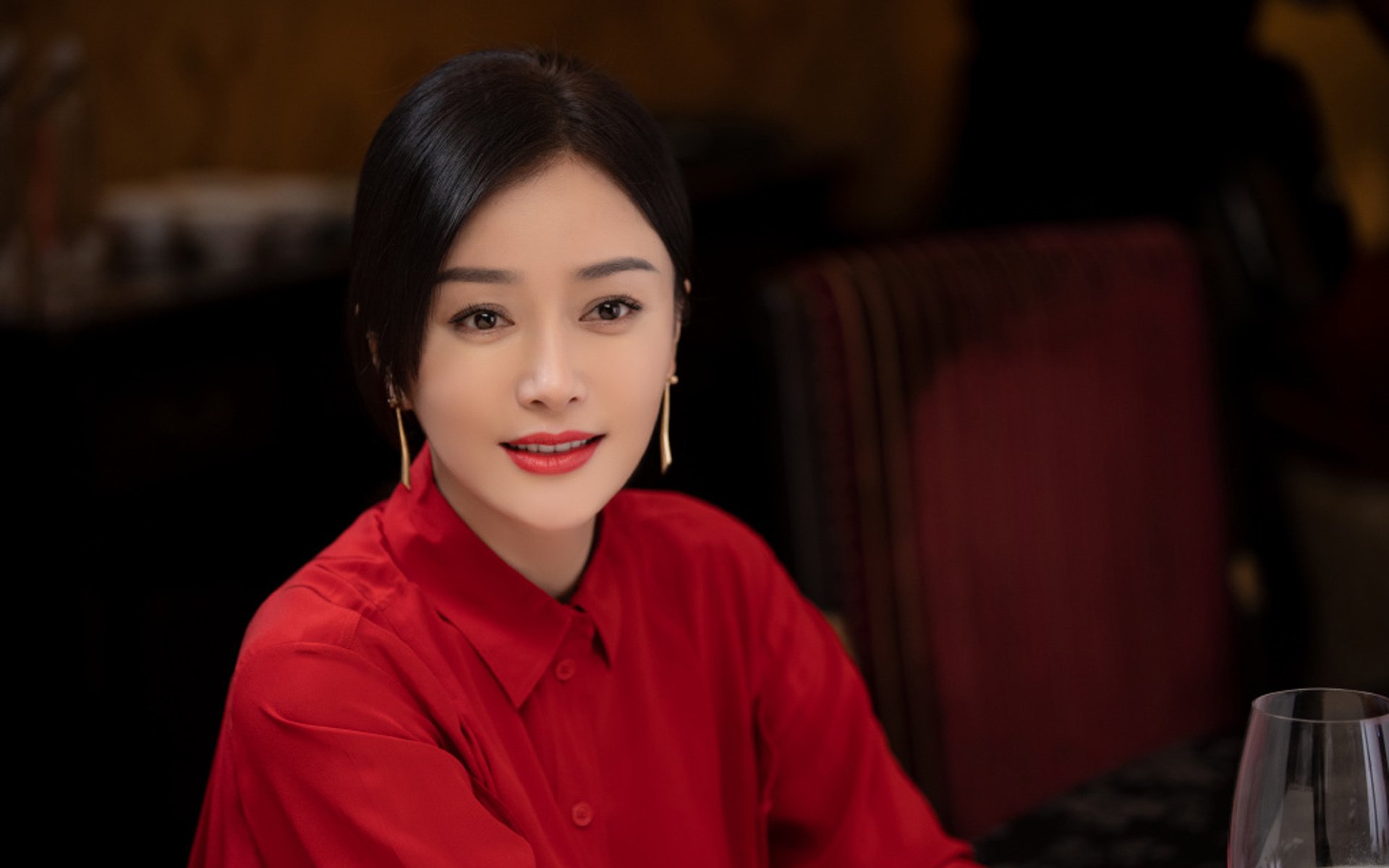 湖人逆转独行侠，詹姆斯第四节连砍14分率队翻盘，nba_湖人胜骑士 詹姆斯复出砍26分