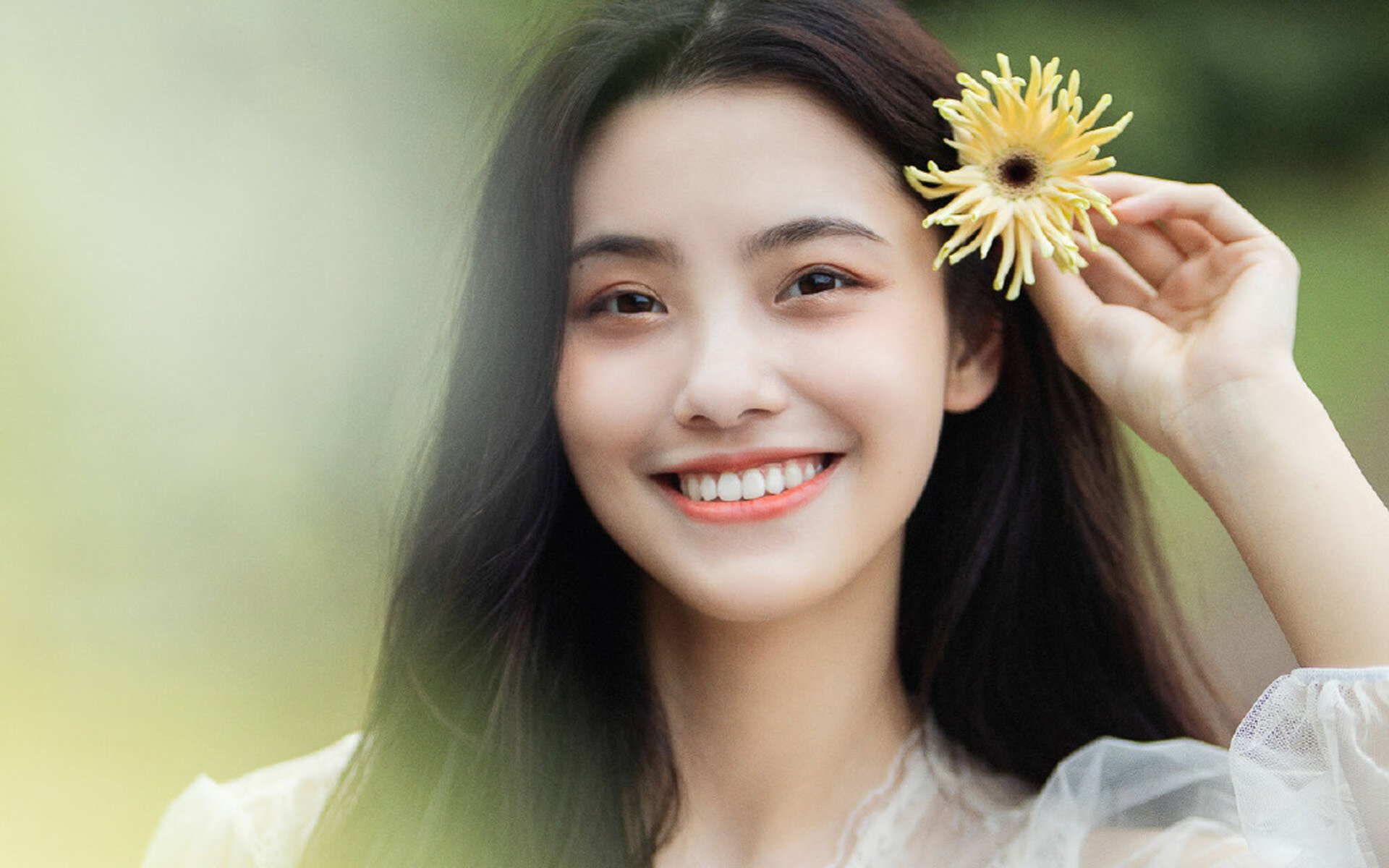 谷爱凌滑雪营首次开放公众报名，中国自由式滑雪选手谷爱凌介绍