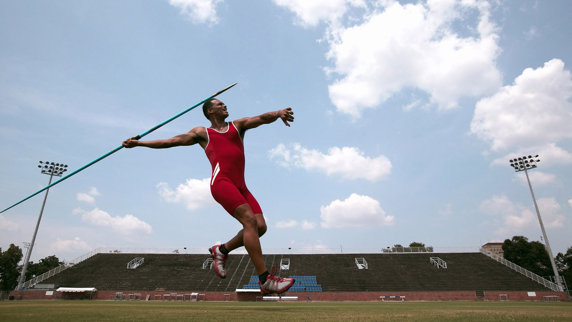 _城市漫游：街头迷你网球争霸赛激发热情_，mini网球场